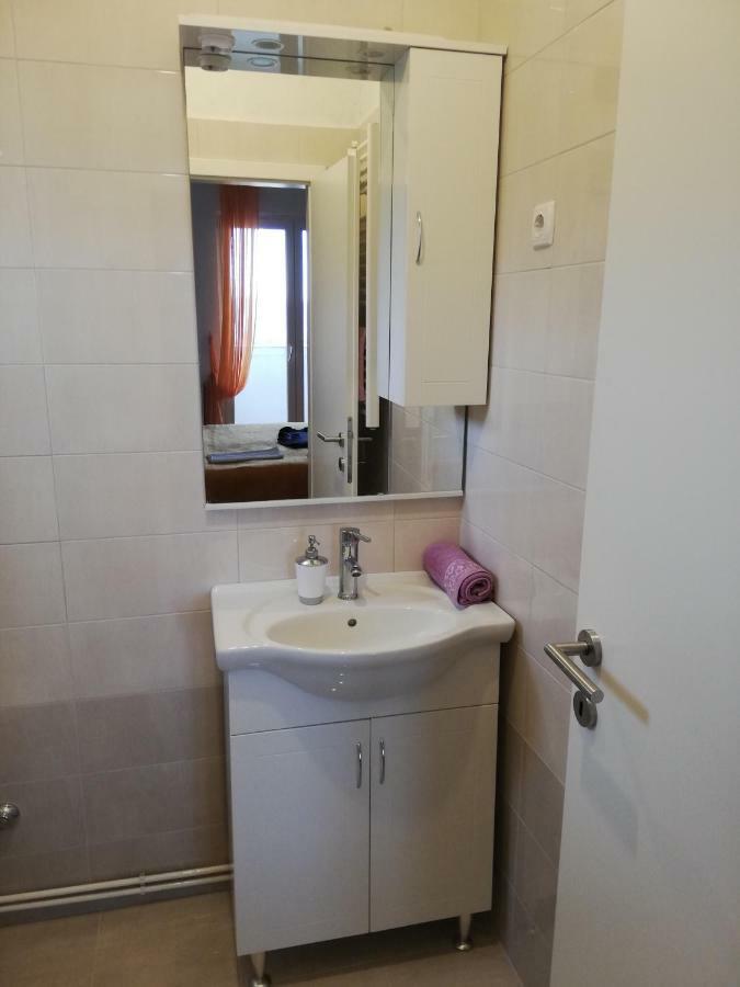 Studio Apartman Antonia รทินา ห้อง รูปภาพ